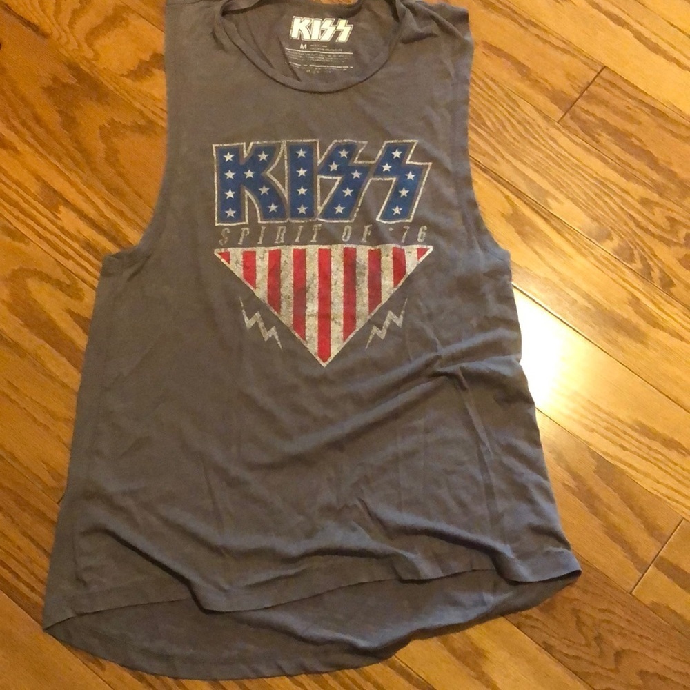 Kiss tank top
